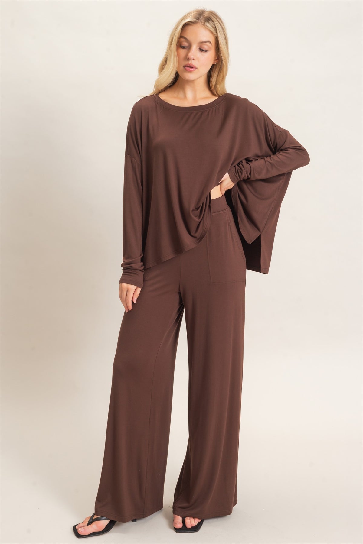 BOAT NECK BOXY TOP