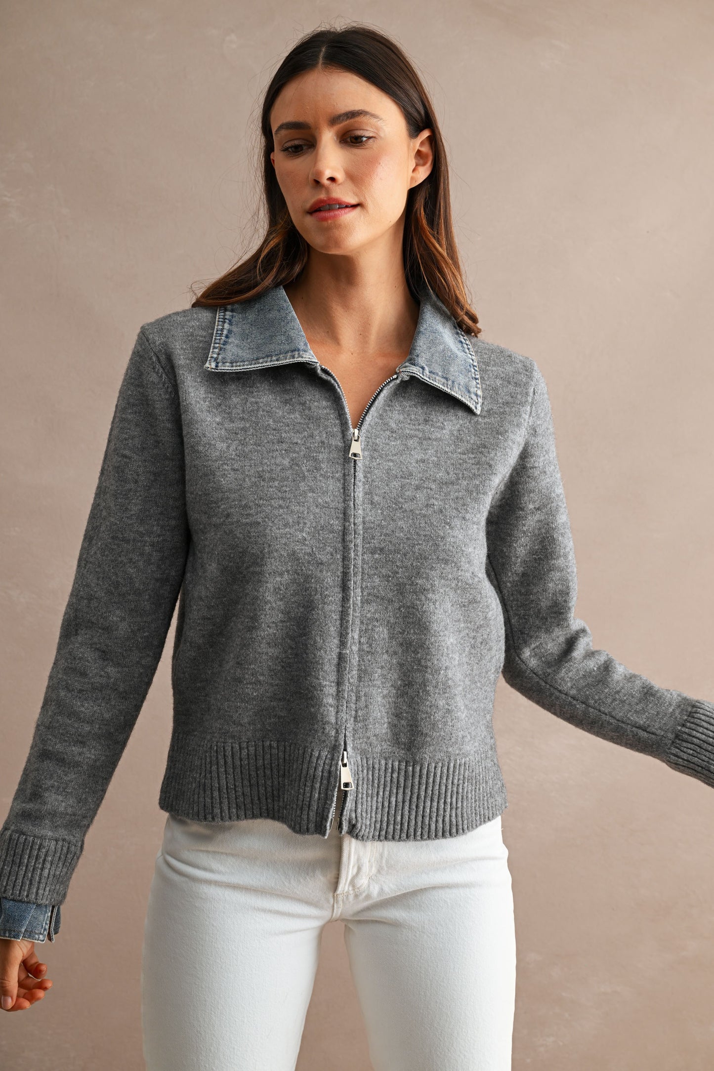 DENIM COLLARED ZIP UP CARDIGAN