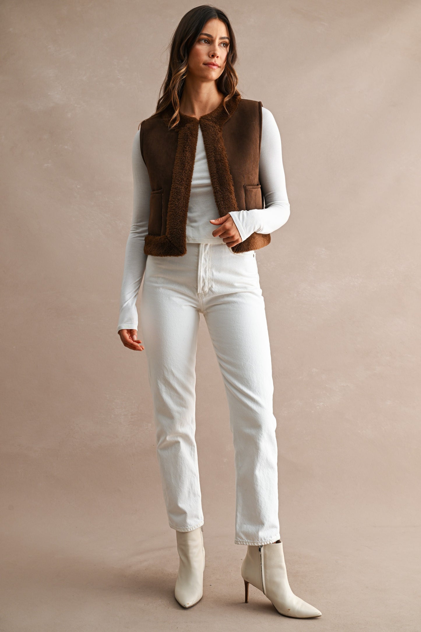 REVERSIBLE VEST
