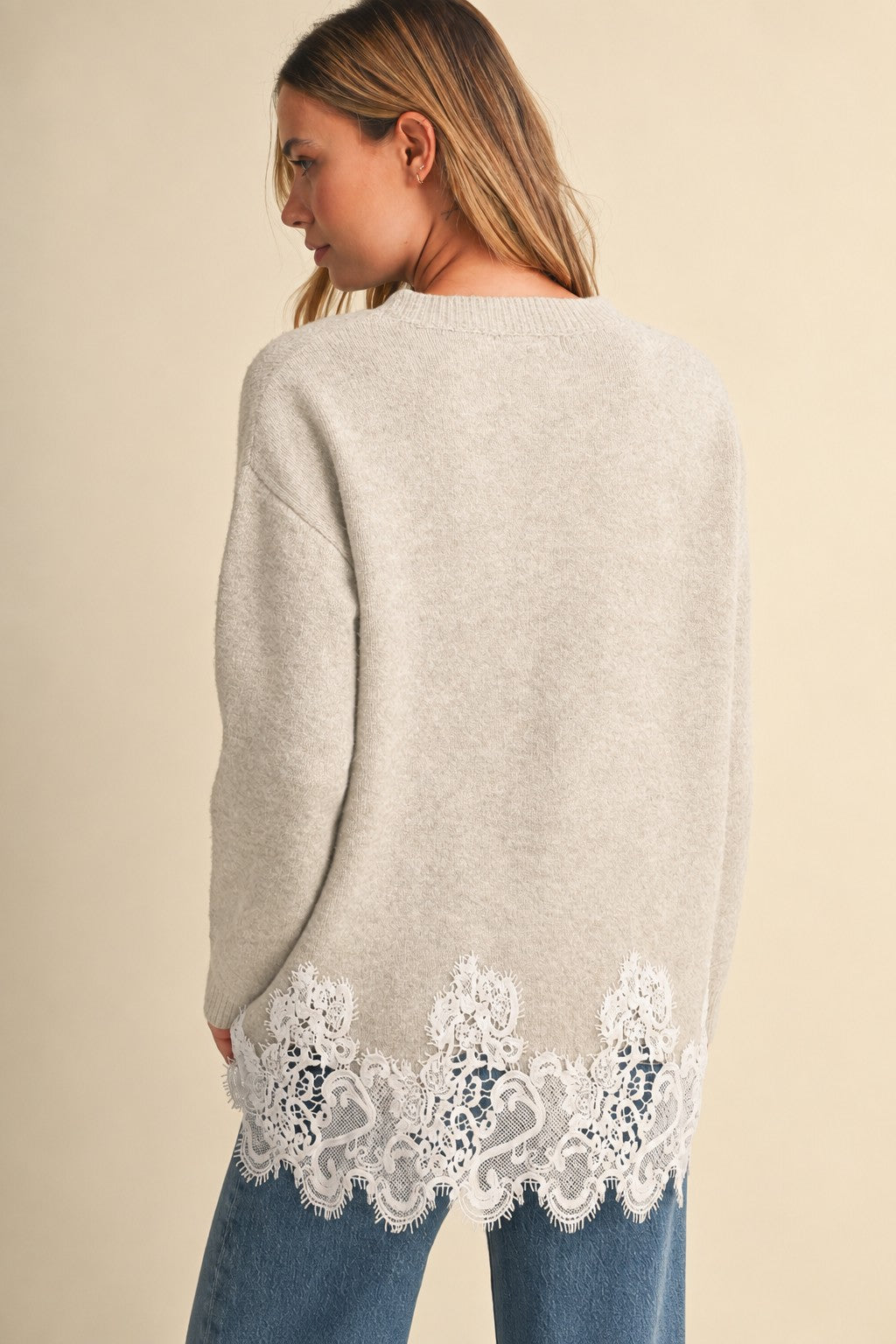 LACE HEM SWEATER
