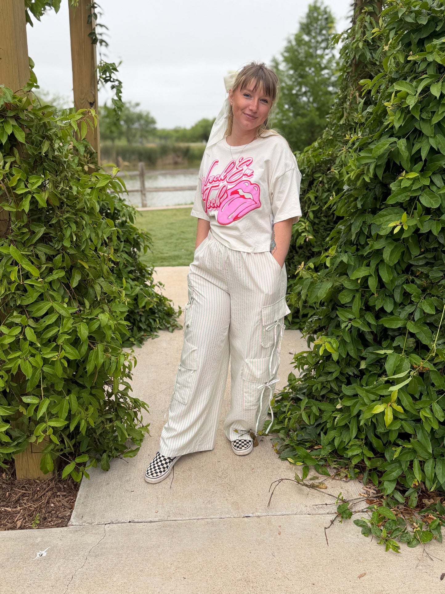 Seersucker Stripe Bow Pocket Pants