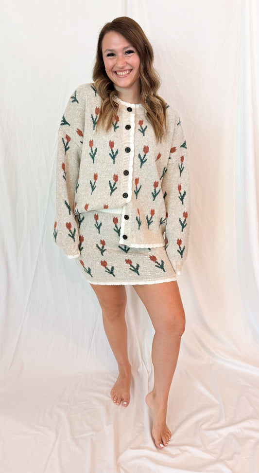FLOWER PATTERN CARDIGAN AND SKIRT SET