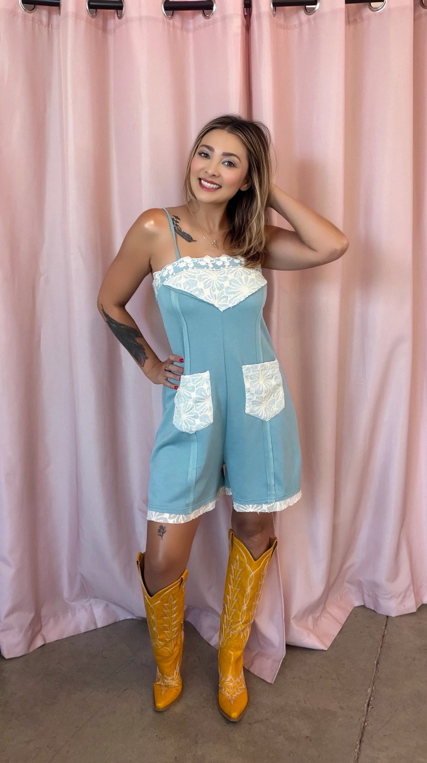 SOFT KNIT LACE INSERTED SEAM DETAIL ROMPER