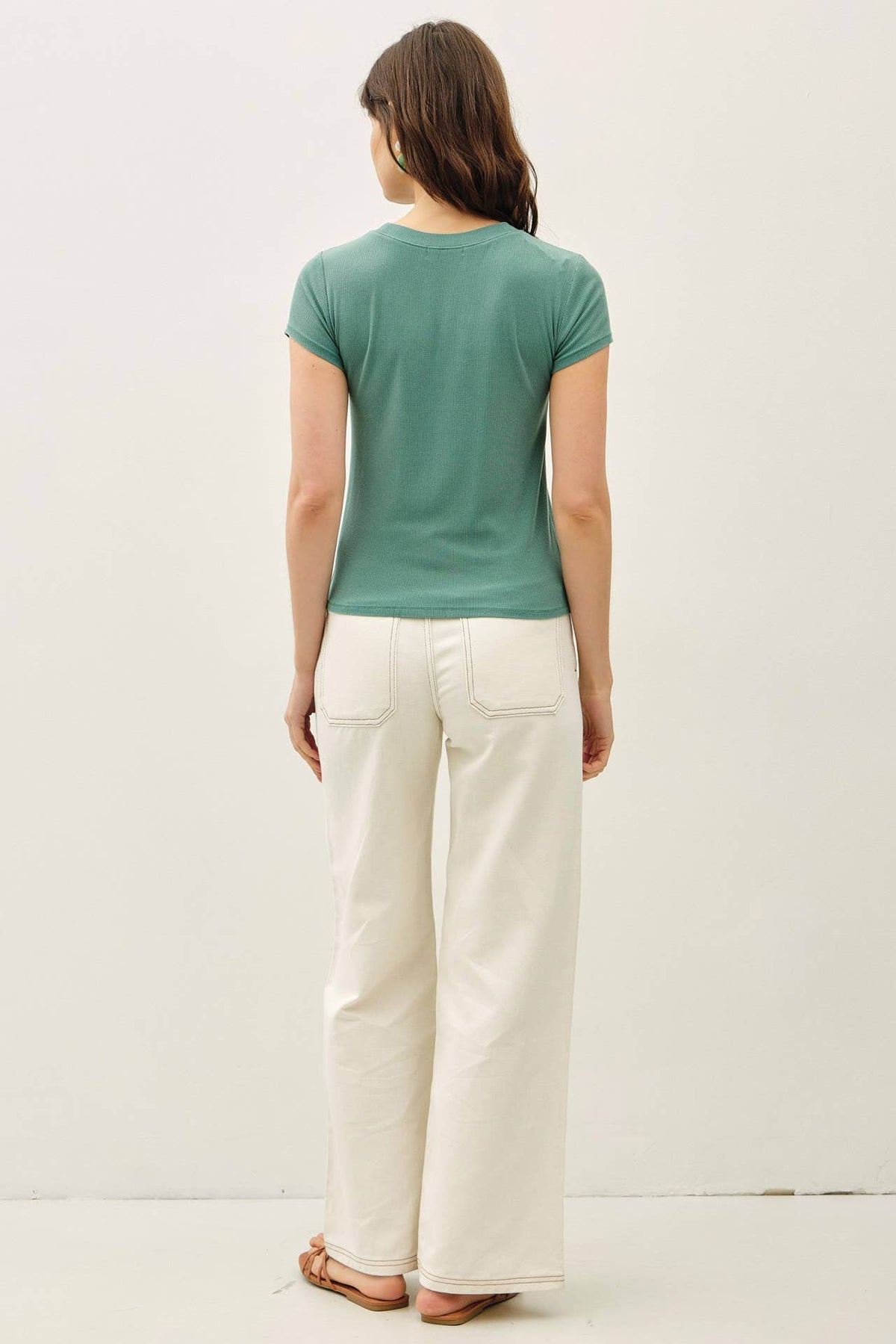GARMENT DYE RIBBED CREW NECK TOP
