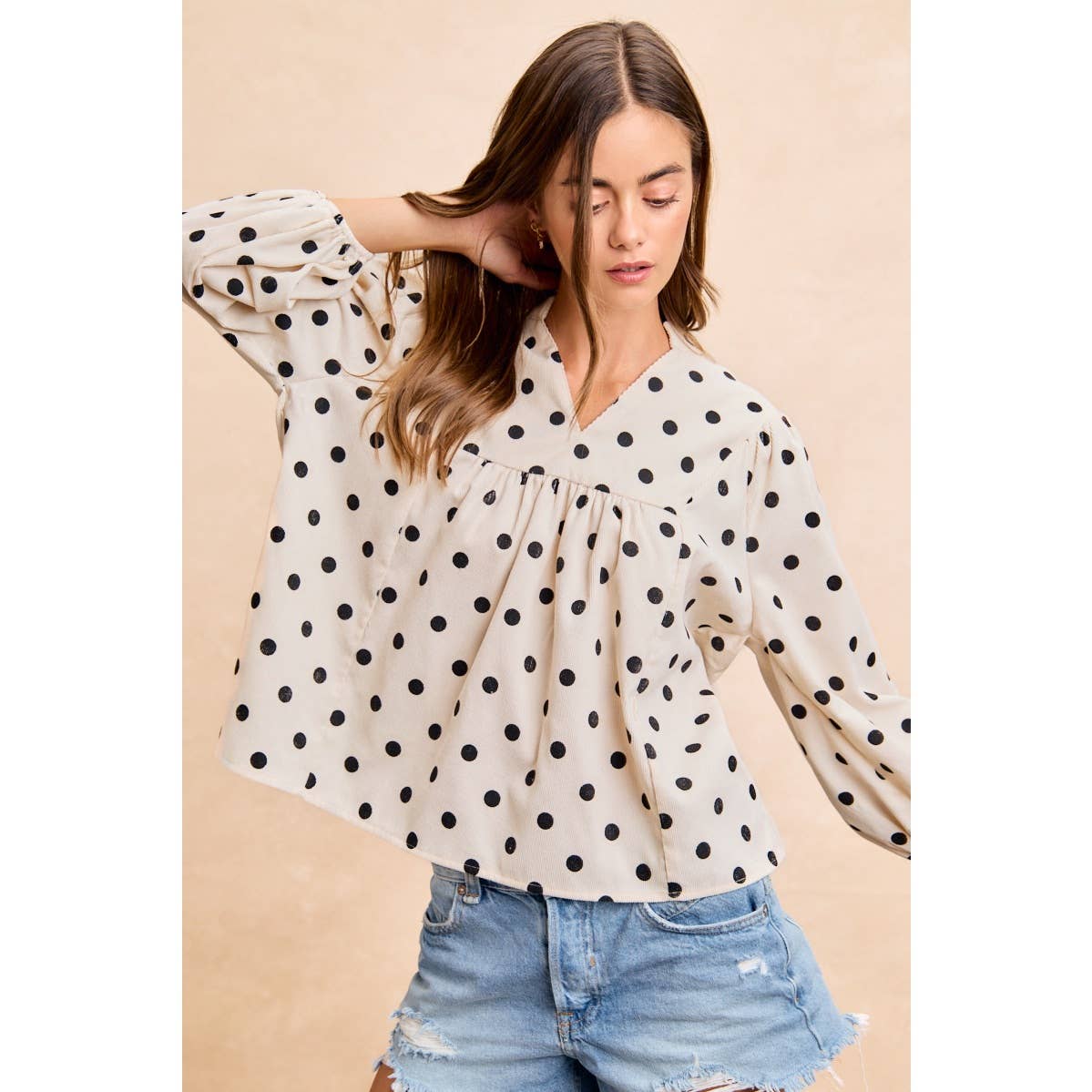 POLKA DOT CORDUROY QUARTER SLEEVES V NECK TOP