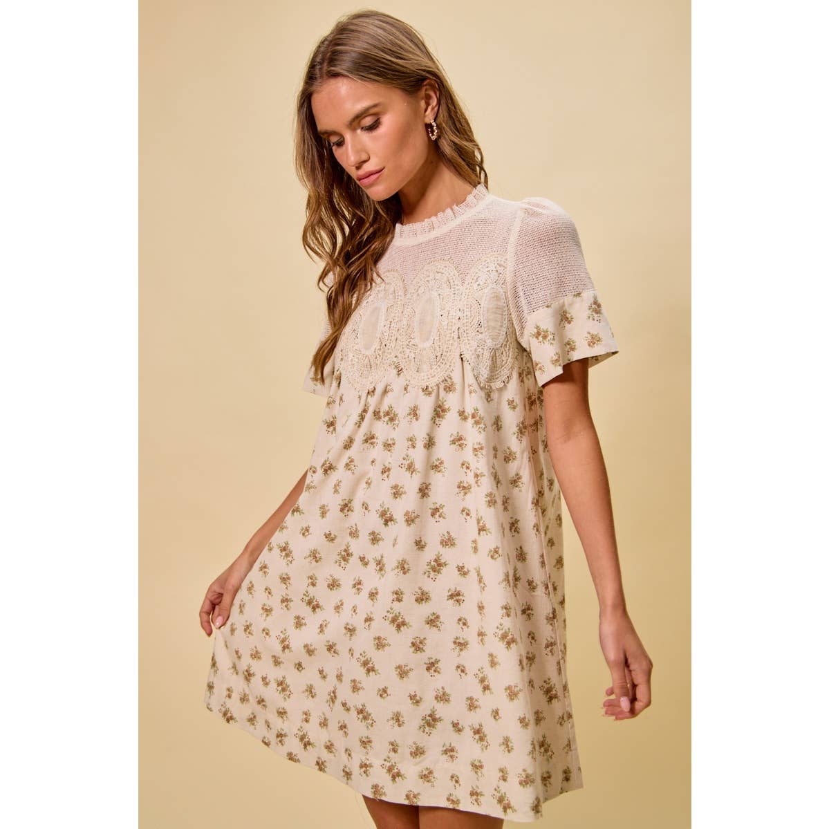 FLORAL PRINT LACE TRIM SHORT SLEEVES MINI DRESS