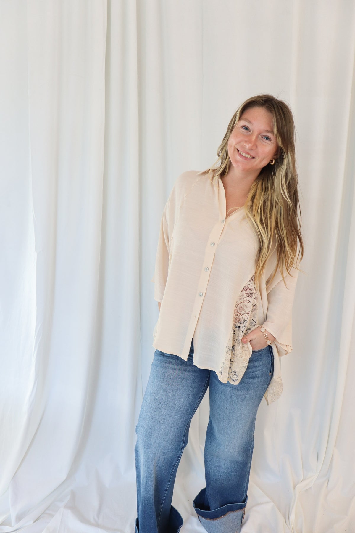 Sheer Lace Patchwork 3/4 Sleeve Flowy Shirt