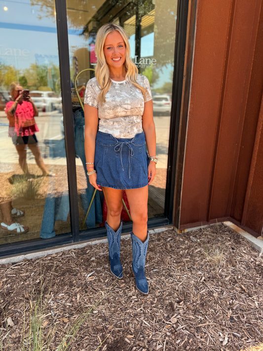 Hip Belt Pleated Denim Skirt