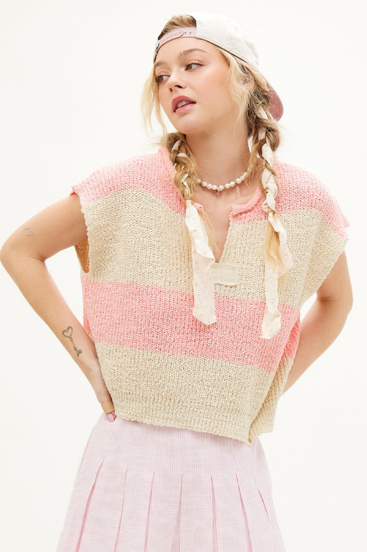 STRIPED SLEEVELESS SWEATER