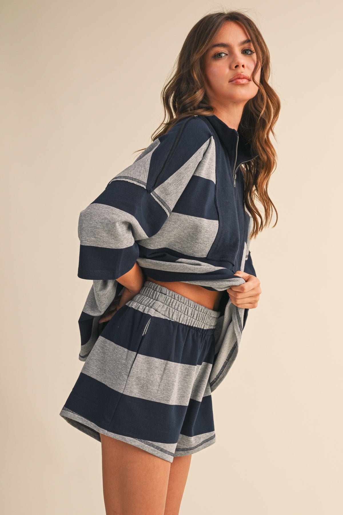 STRIPED OVERSIZED TOP AND SHORT SET