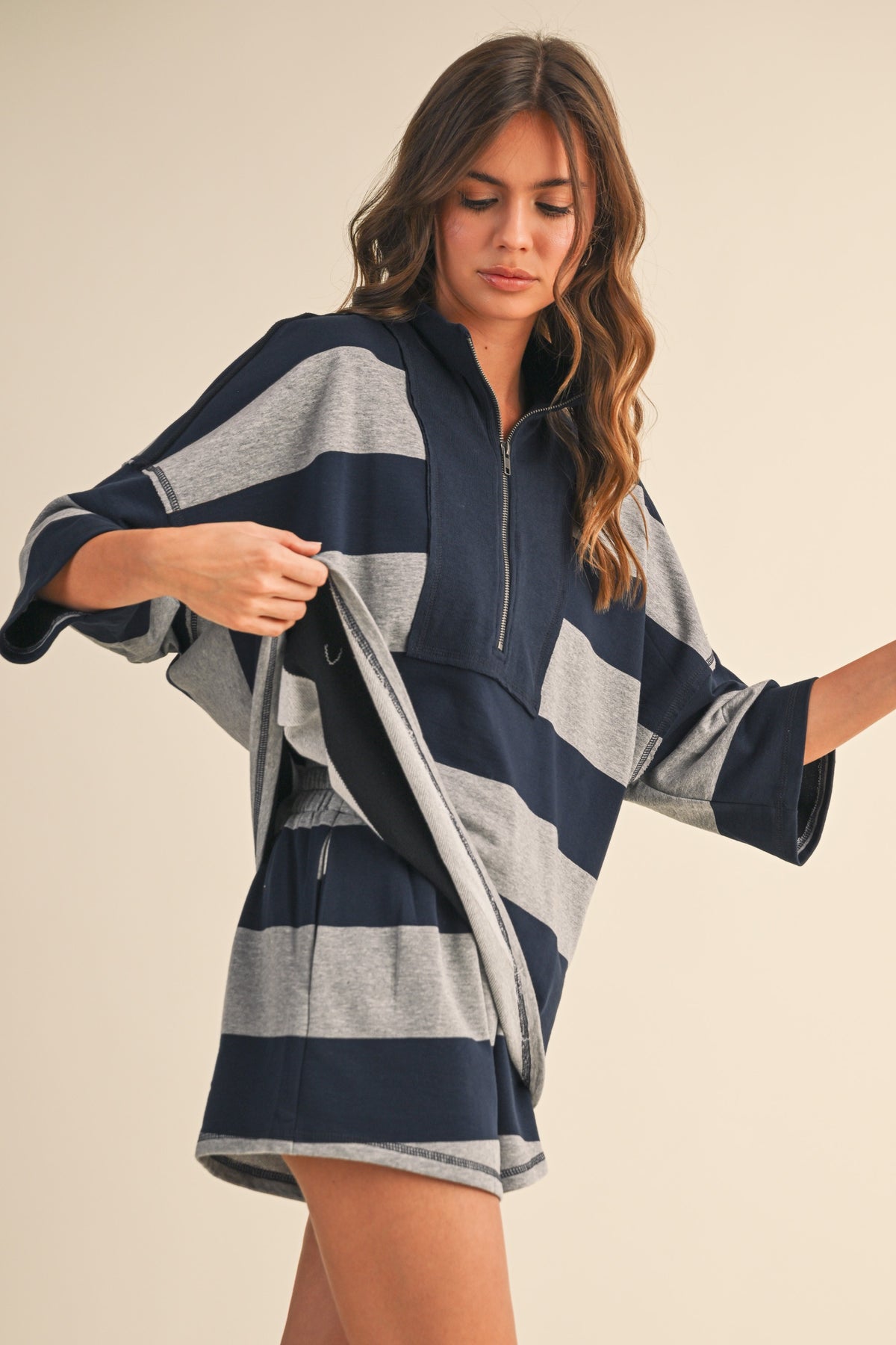 STRIPED OVERSIZED TOP AND SHORT SET