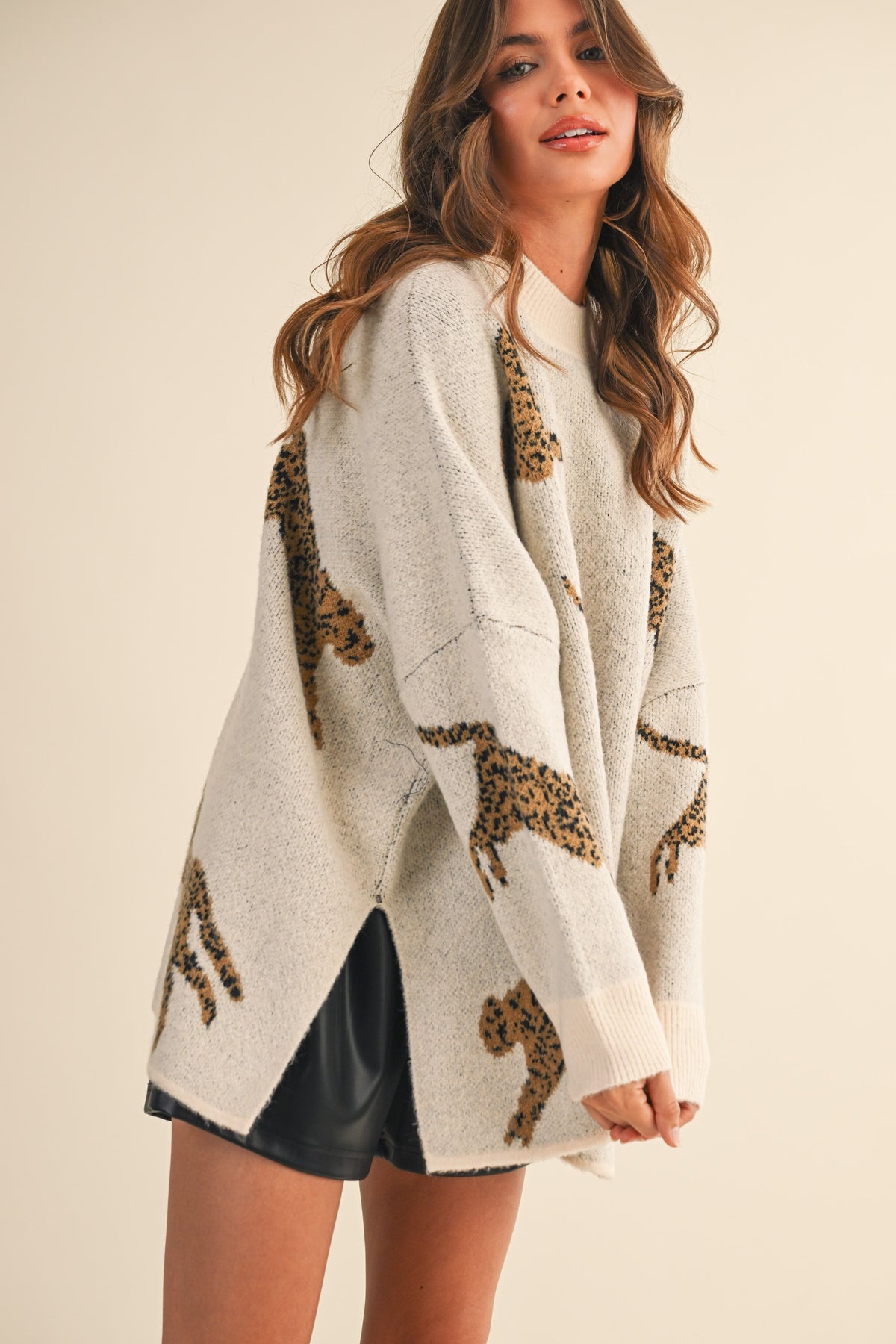 CHEETAH SWEATER