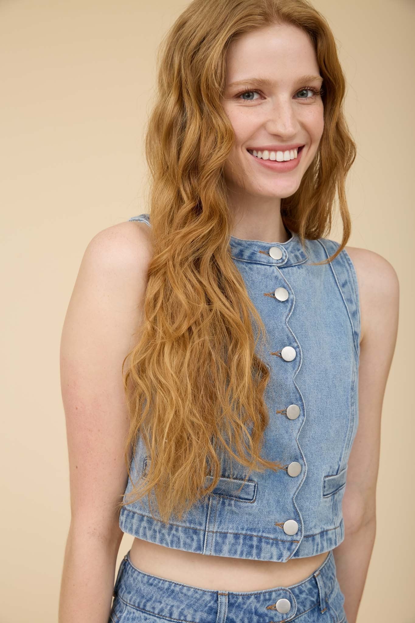 BUTTON DOWN DENIM TOP