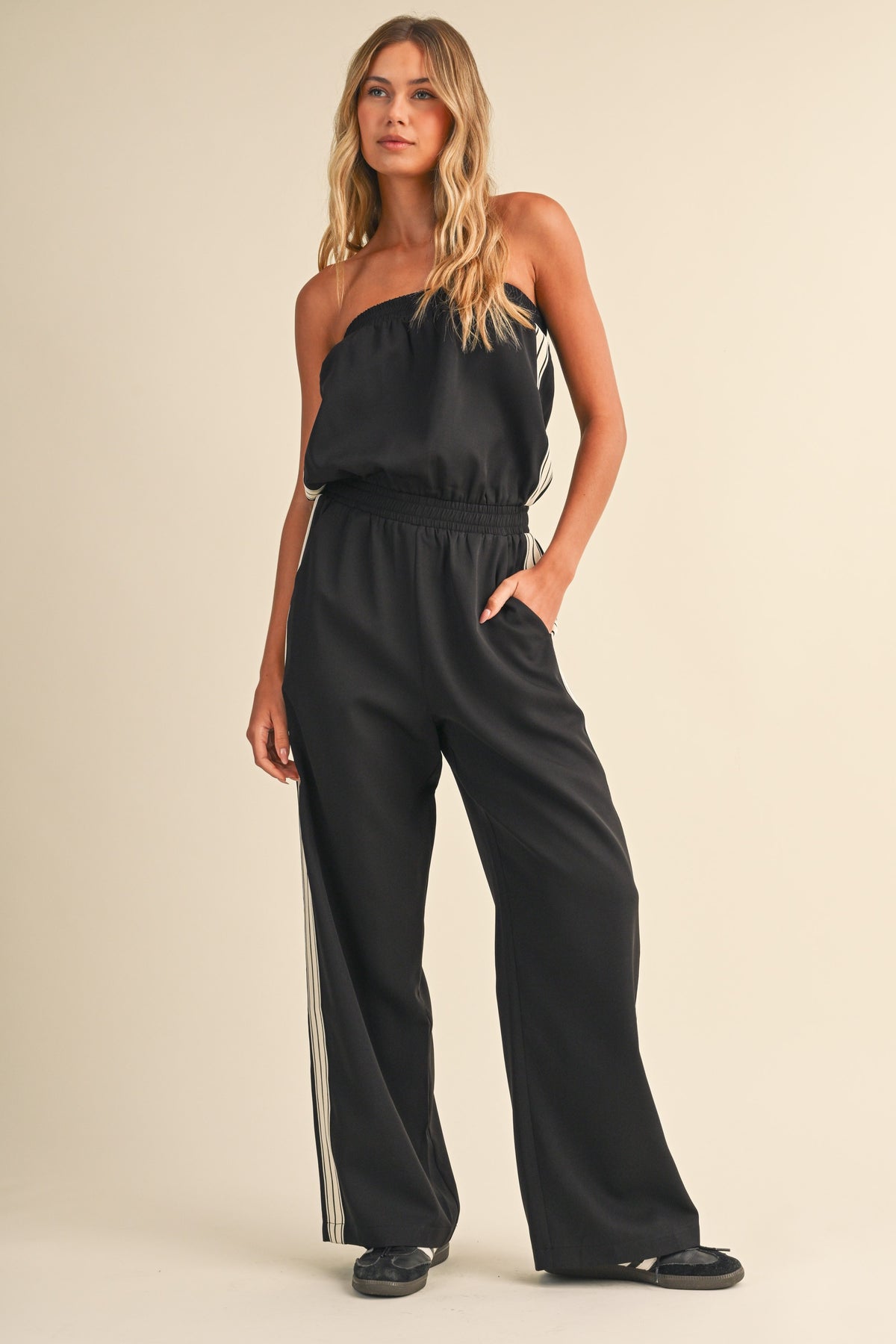 STRAPLESS STRIPE TRIM JUMPSUIT