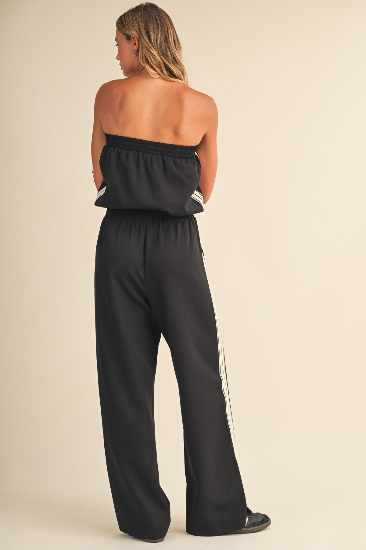 STRAPLESS STRIPE TRIM JUMPSUIT