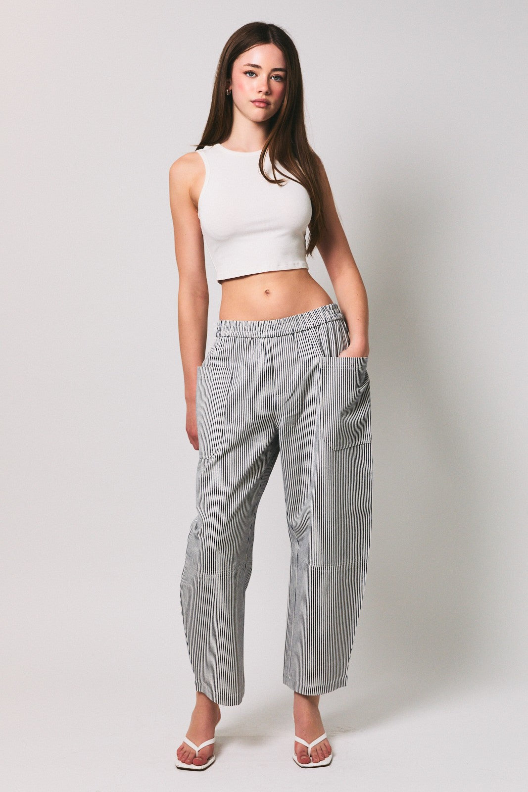 ELASTIC WAIST BARREL PANTS