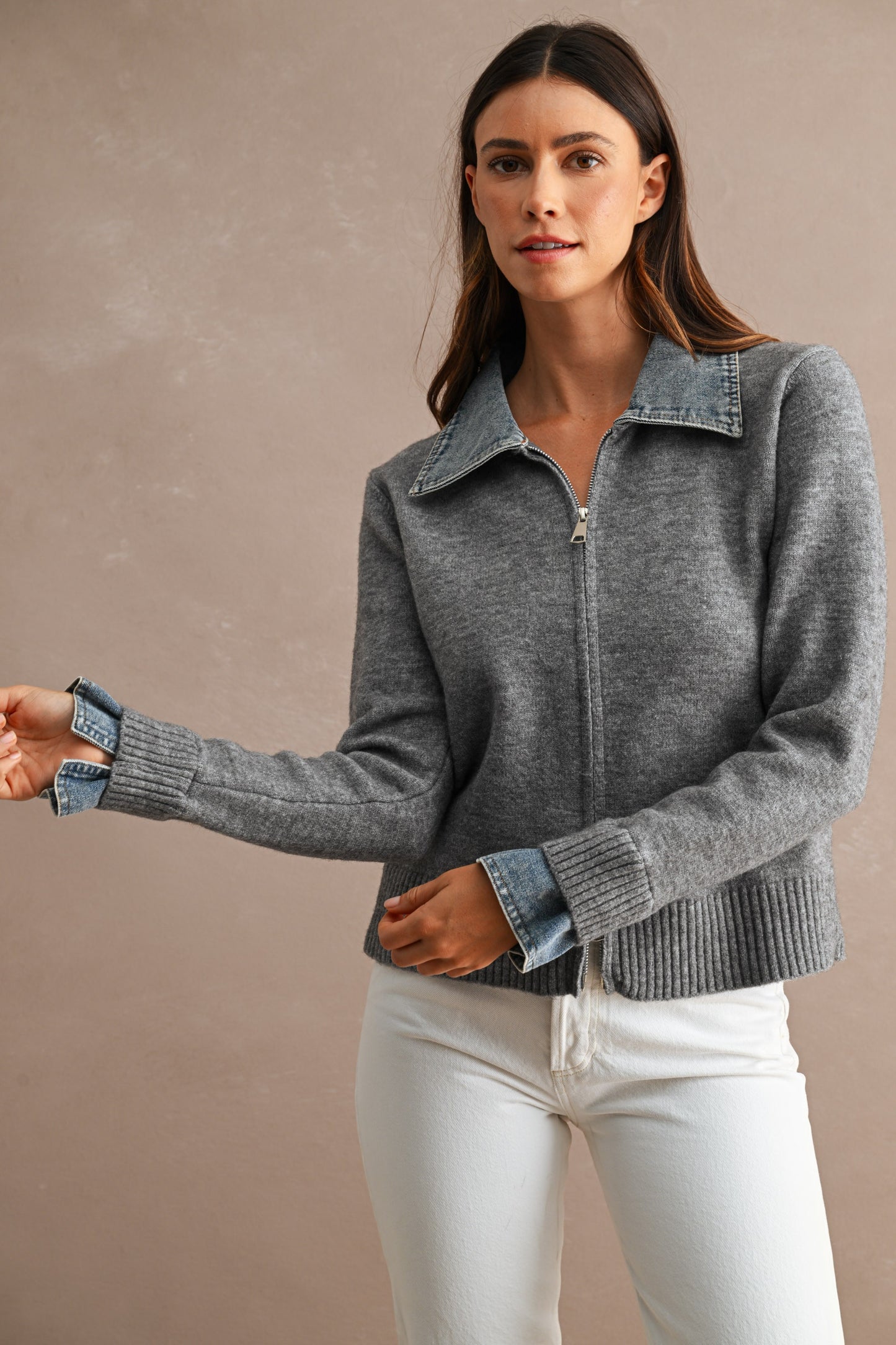 DENIM COLLARED ZIP UP CARDIGAN