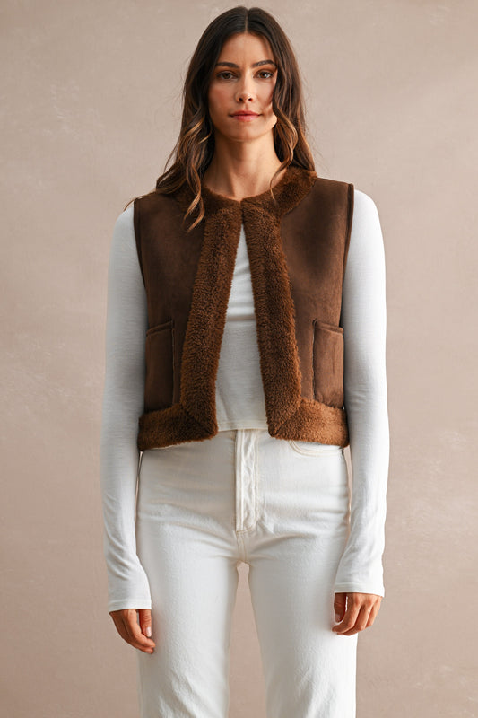 REVERSIBLE VEST