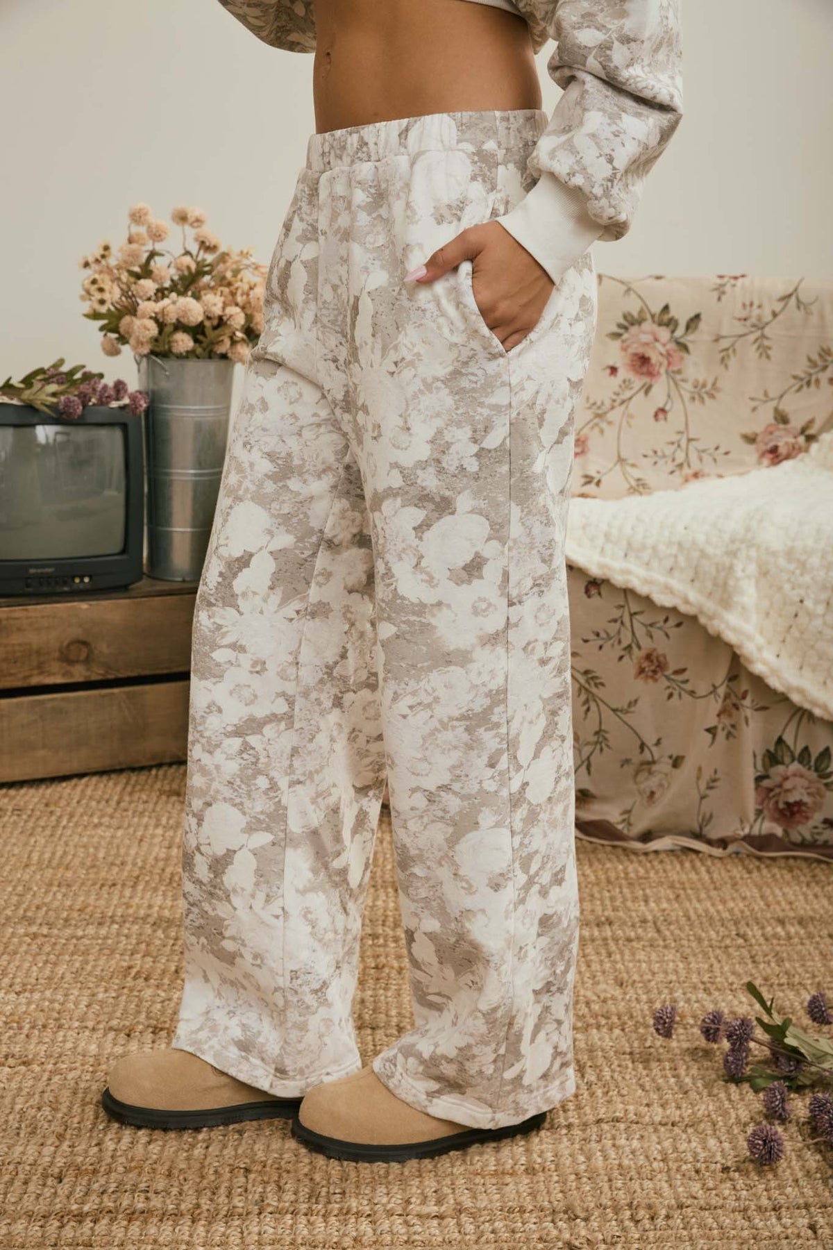 FLORAL WASH LOUNGE SET