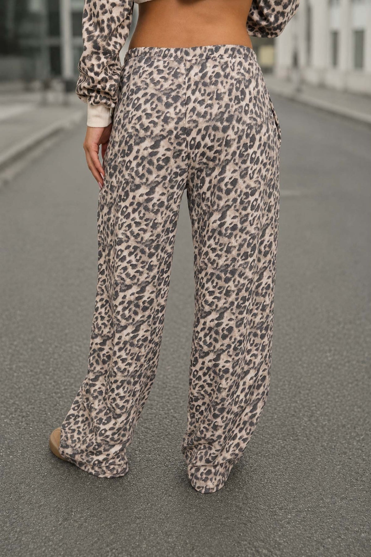 LEOPARD WIDE LEG LOUNGE PANTS