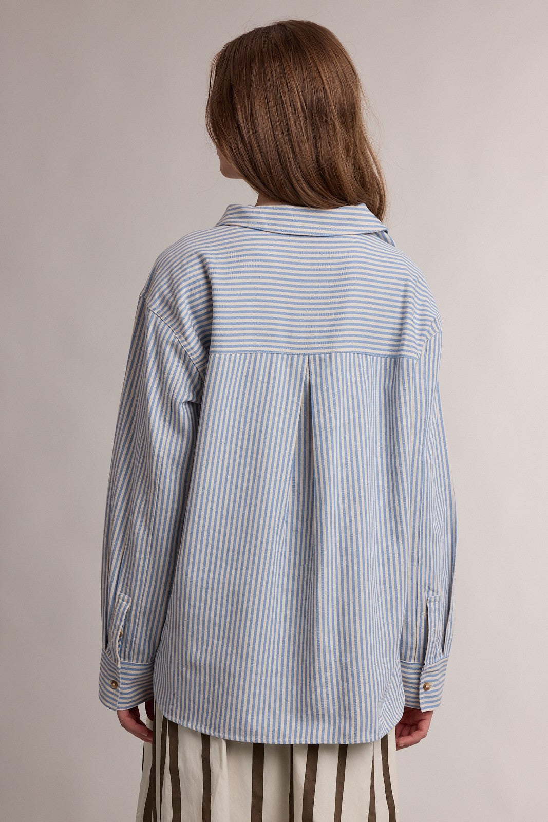 HEART COLLARED STRIPED BUTTON UP