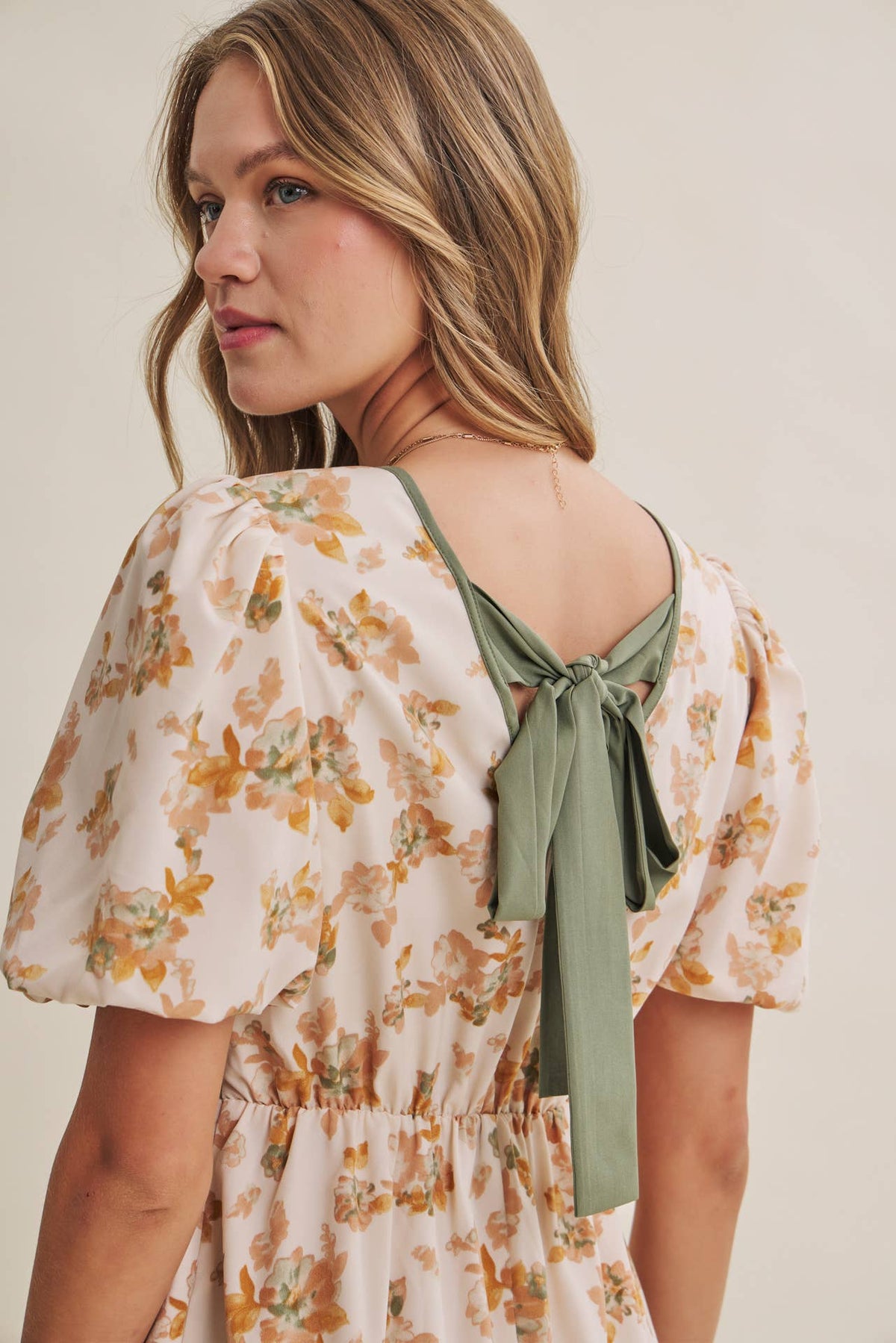 VINTAGE FLORAL BACK BOW BUBBLE SLEEVES FLARE MINI DRESS