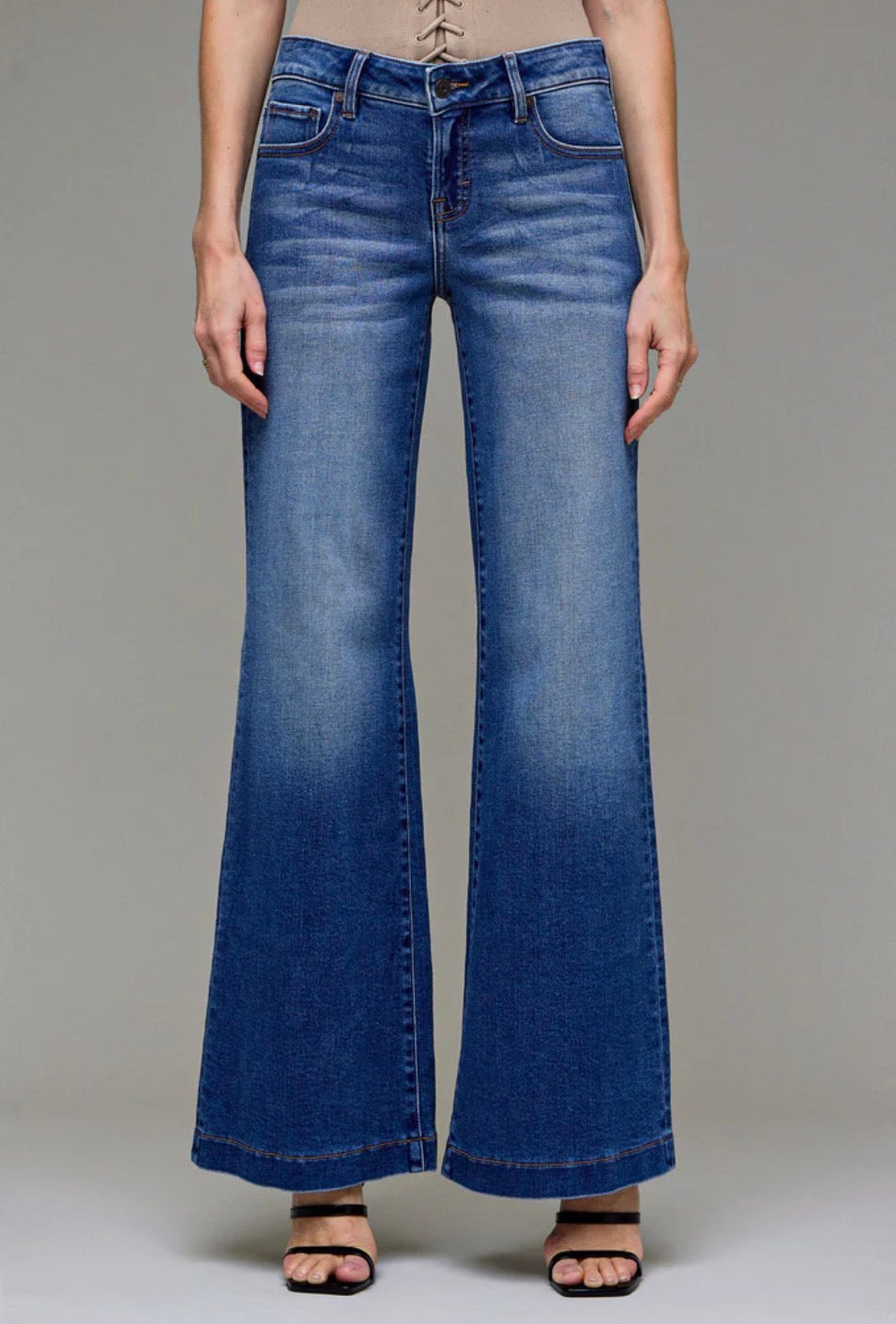 HAPPI FLARE DARK DENIM JEANS
