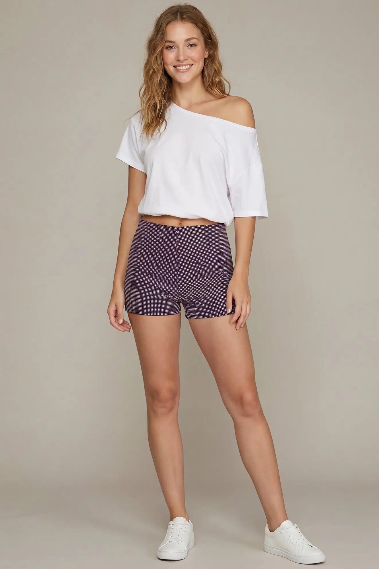 STUDDED KNIT SHORTS