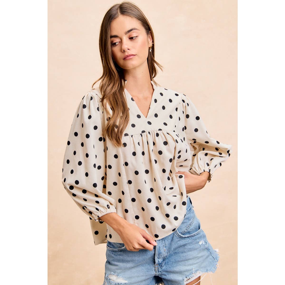 POLKA DOT CORDUROY QUARTER SLEEVES V NECK TOP