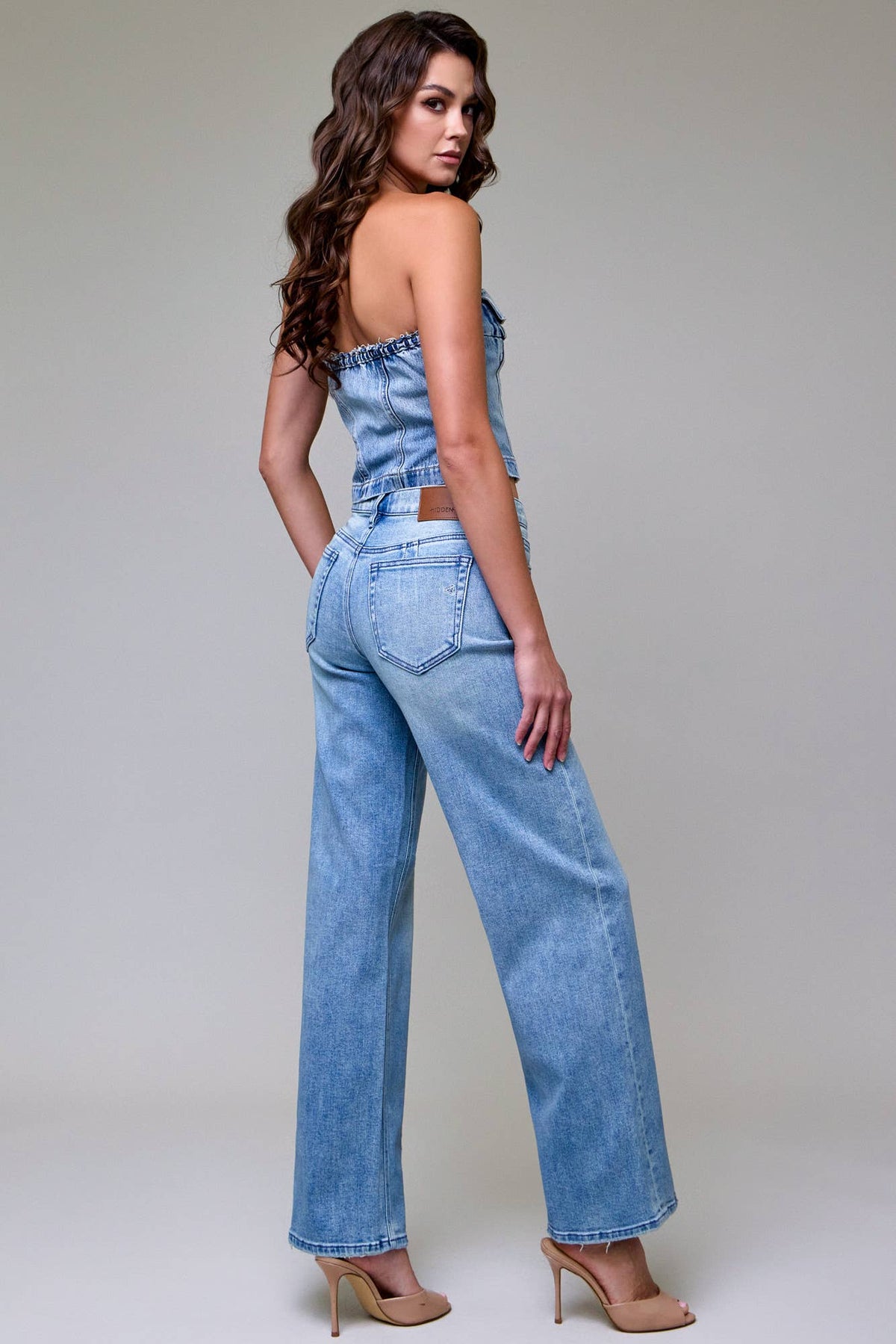 Vintage Wash Stretch Mid Rise Dad Jeans