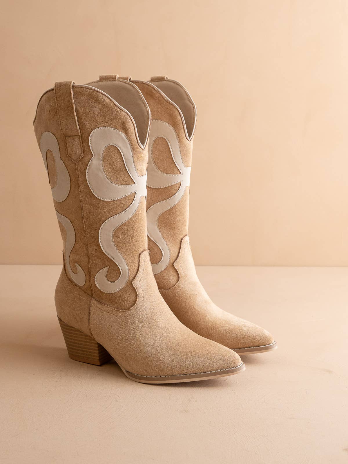 The Bowie | Almond Western Boot with Pink Inlay