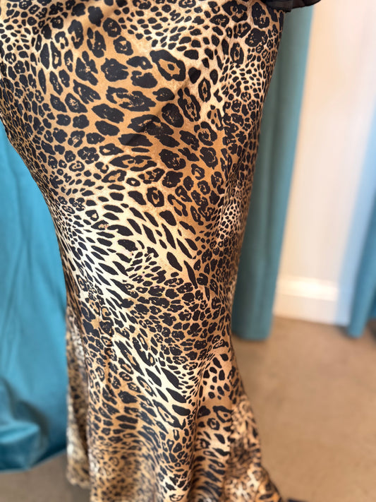 LEOPARD SATIN MAXI SKIRT