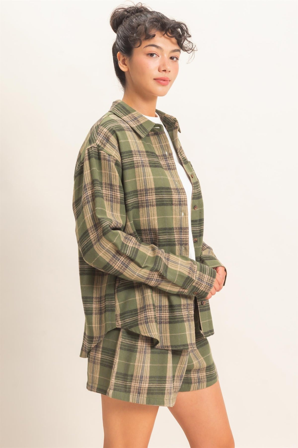 PLAID LONG SLEEVE BUTTON UP