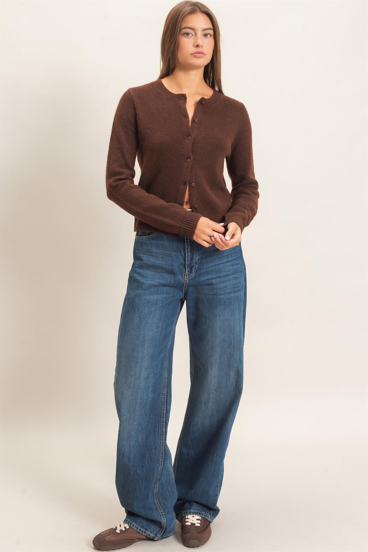 CREW NECK CARDIGAN