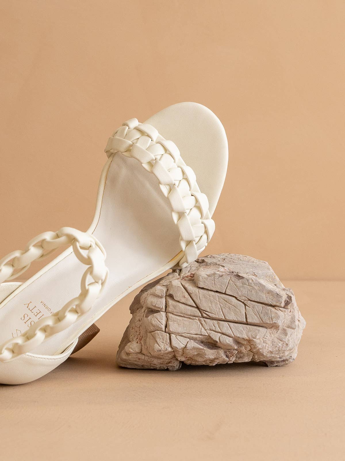 The Melody White | Braided Two Band Block Heel
