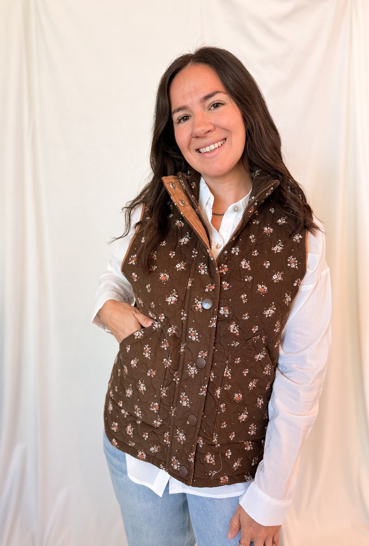 FLORAL QUILTED MOCK NECK VEST