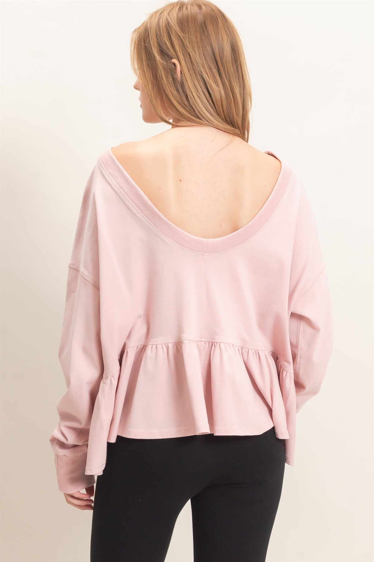 RUFFLED HEM LONG SLEEVE TOP
