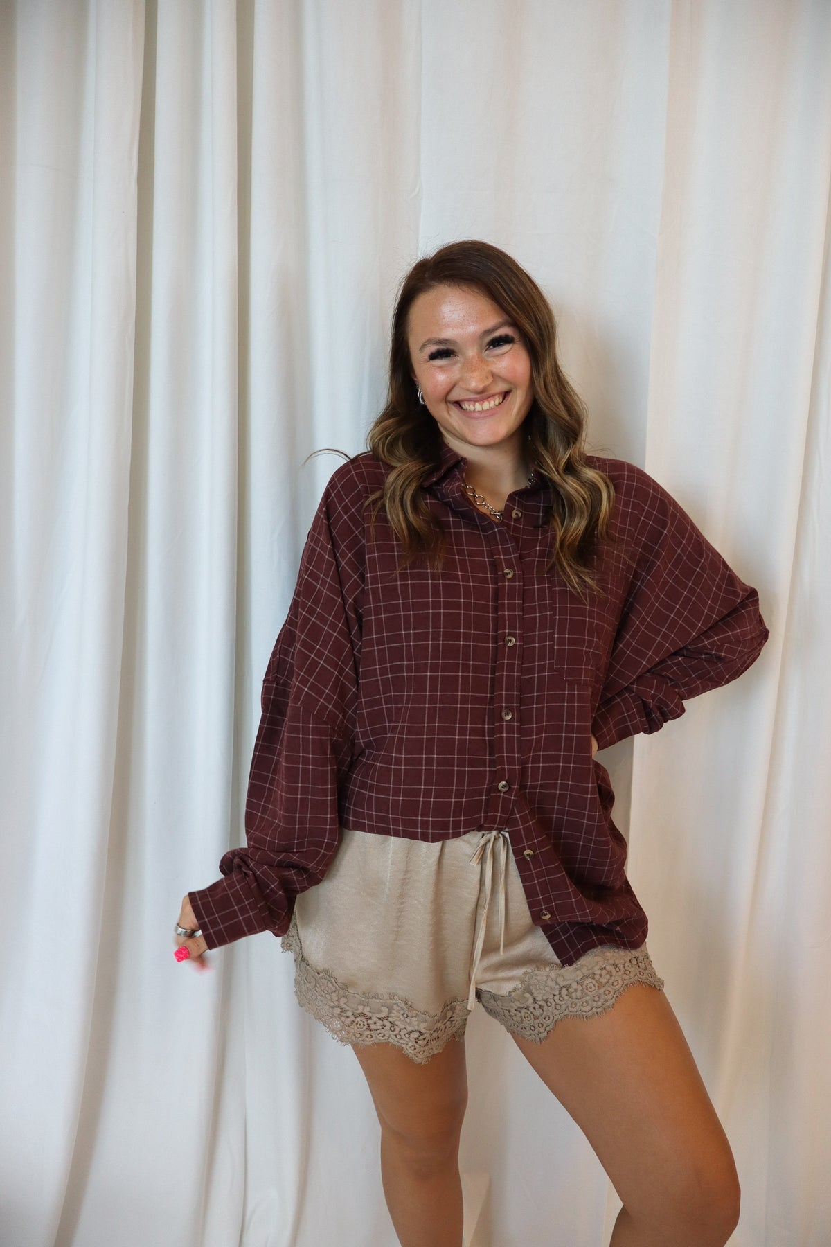 OVERSIZED PLAID BUTTON UP