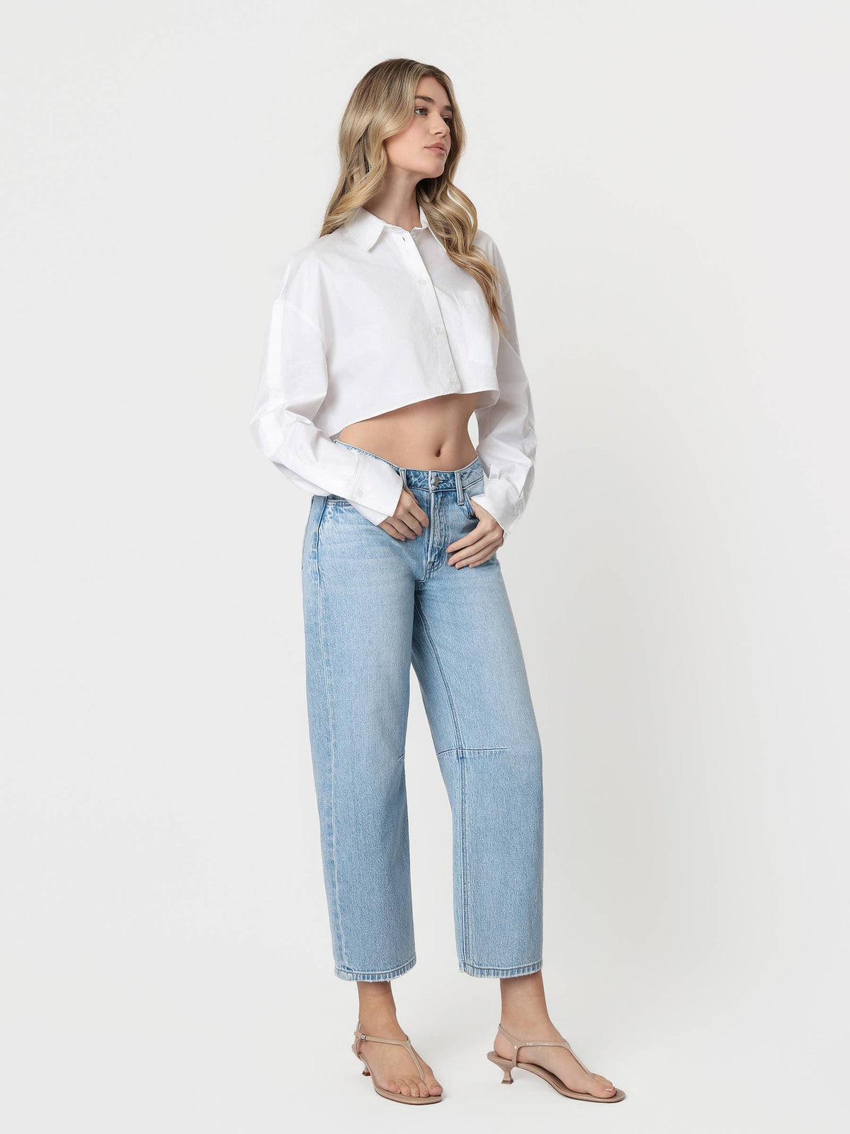 HIGH RISE LIGHT WASH WIDE BARREL JEANS