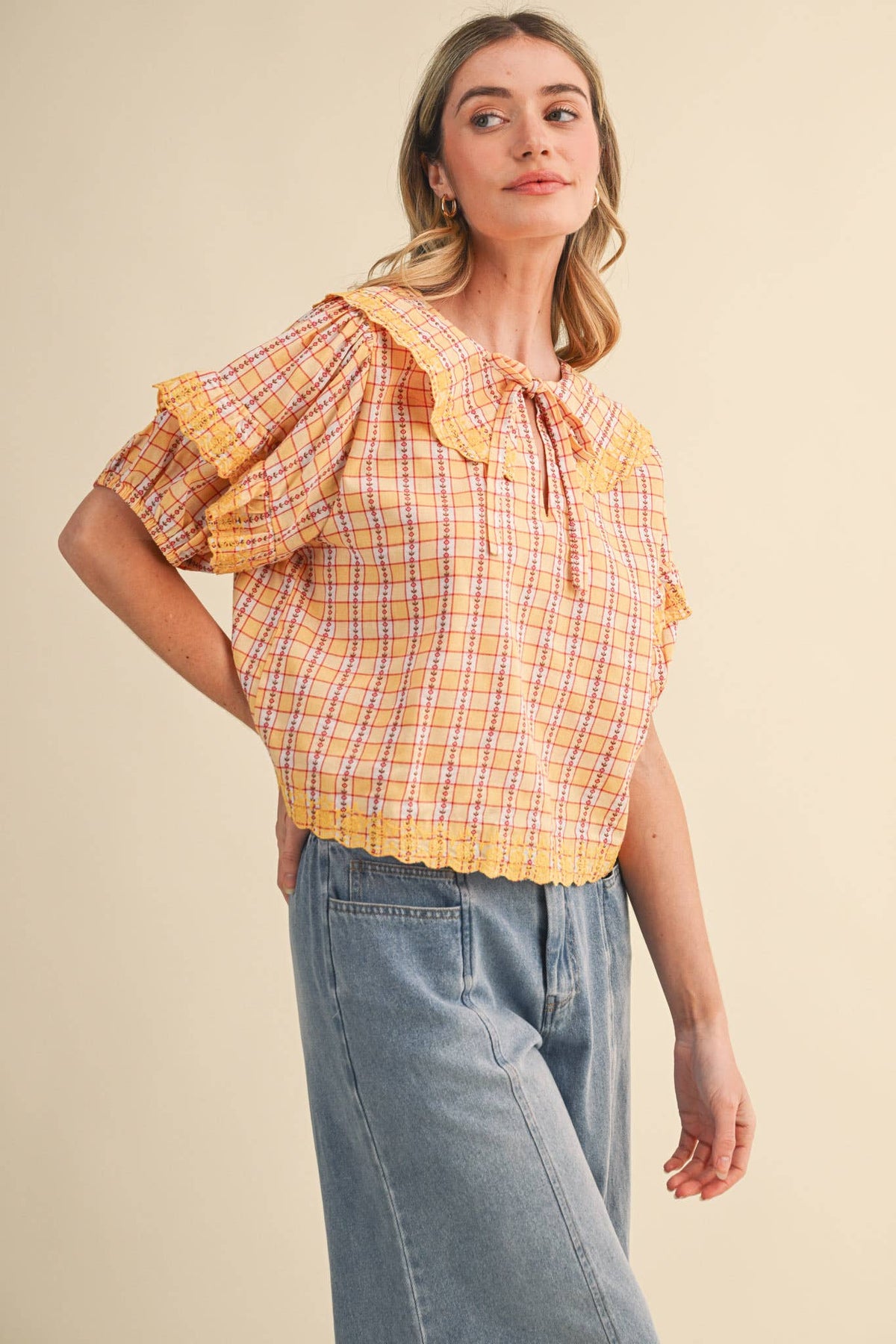 FLORAL GINGHAM EMBROIDERED DOLL COLLAR TOP MTP4602