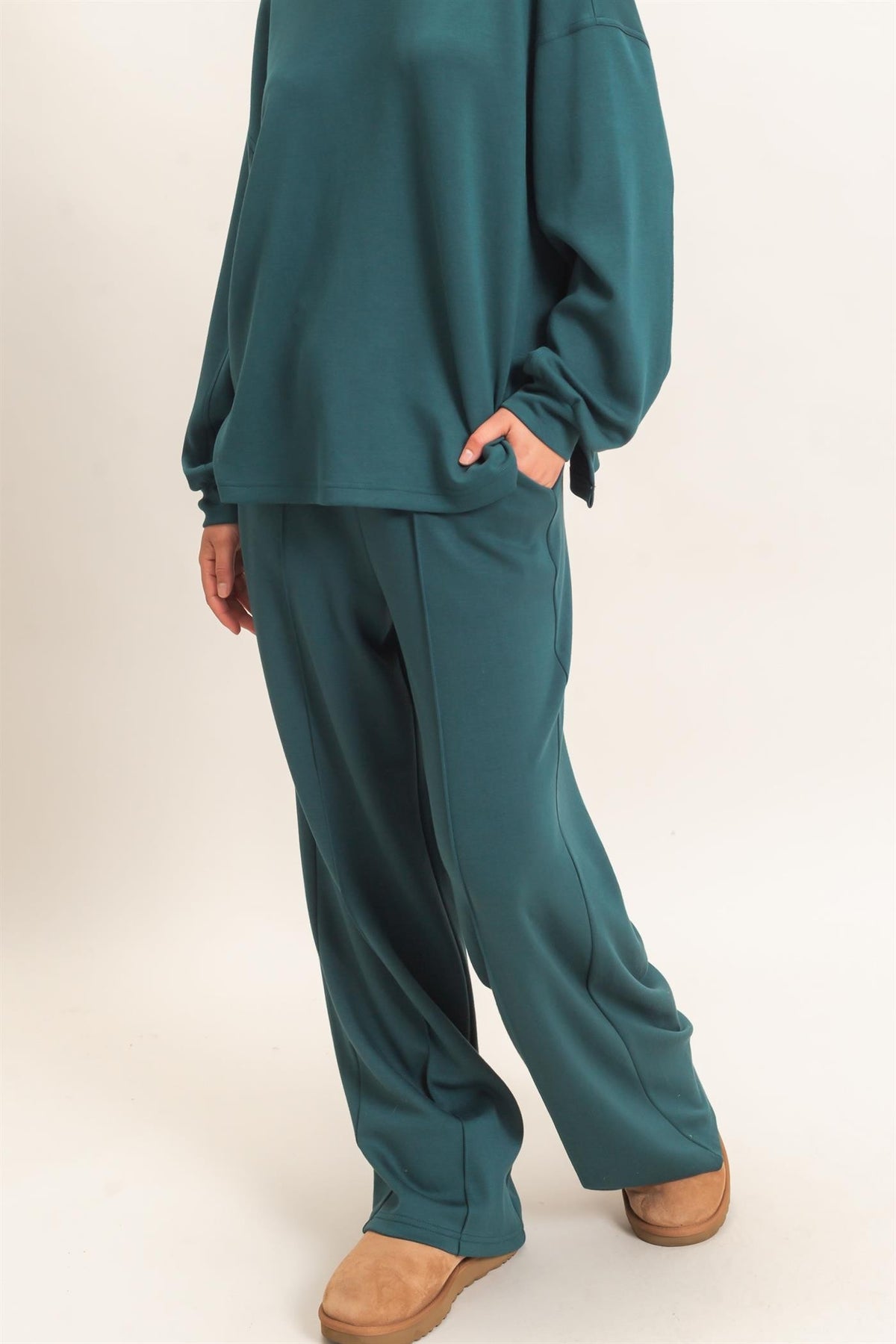 PINTUCK WIDE LEG PANTS