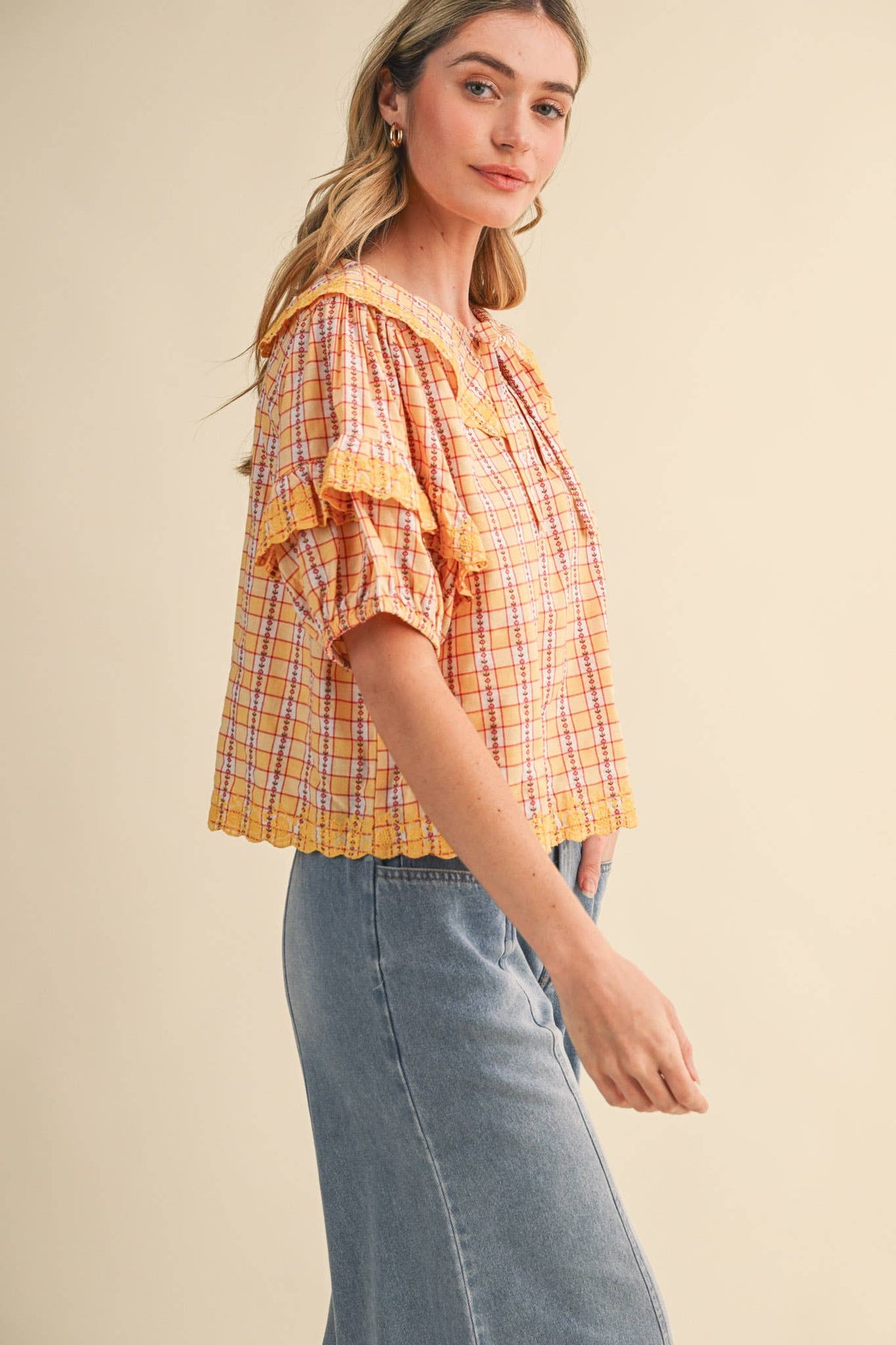 FLORAL GINGHAM EMBROIDERED DOLL COLLAR TOP MTP4602