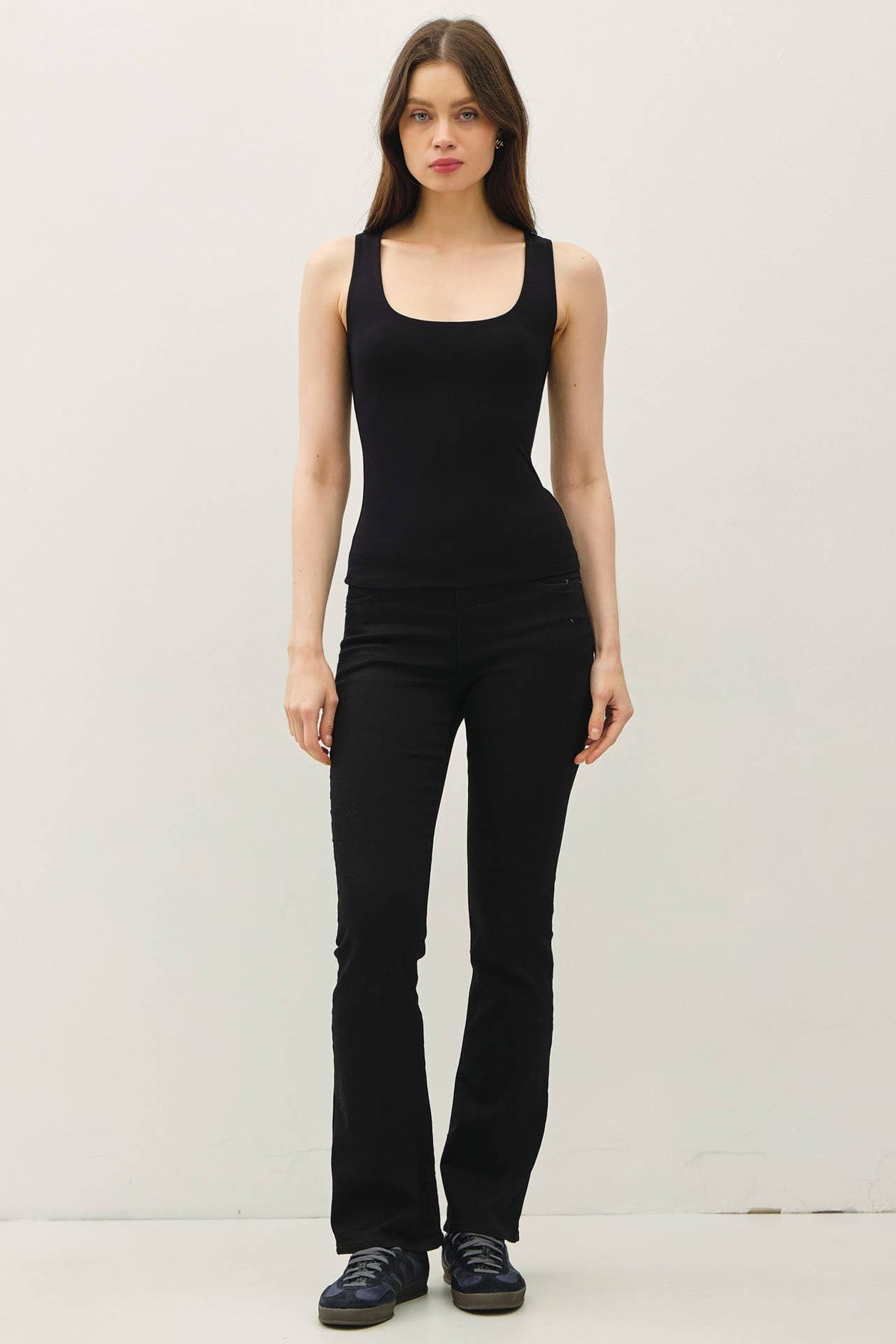 SOFT CORE-DOUBLE LINED BASIC SQUARE NECK TANK
