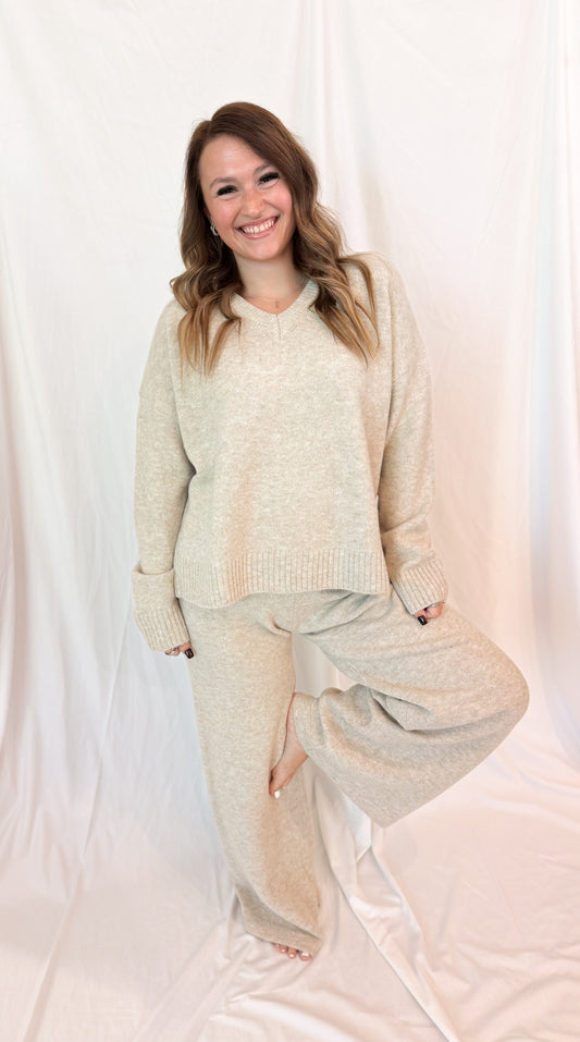 V NECK LONG SLEEEVE SWEATER AND PANT SET