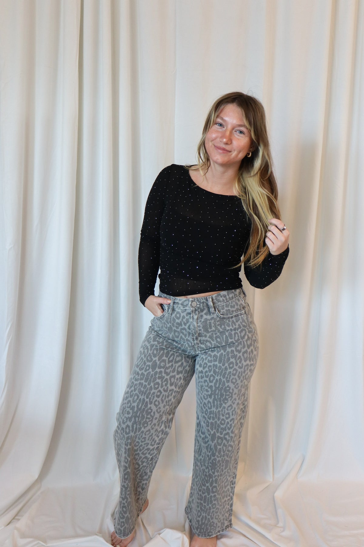 HIGH RISE GREY LEOPARD PRINT CROP WIDE LEG JEANS