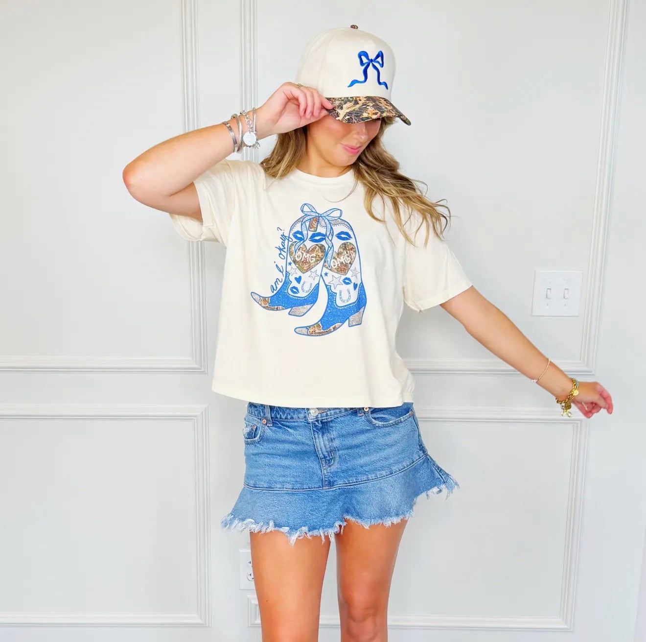 OMG Boots Crop Tee