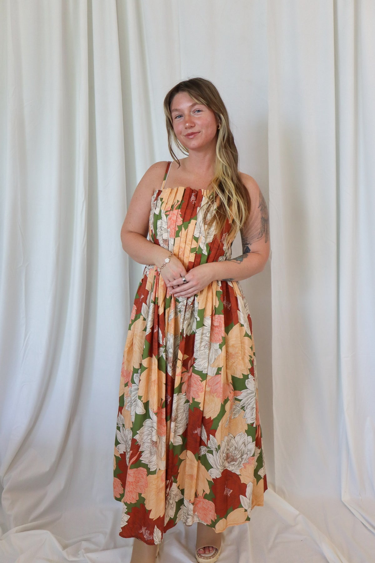 FLORAL SLEEVELESS MIDI
