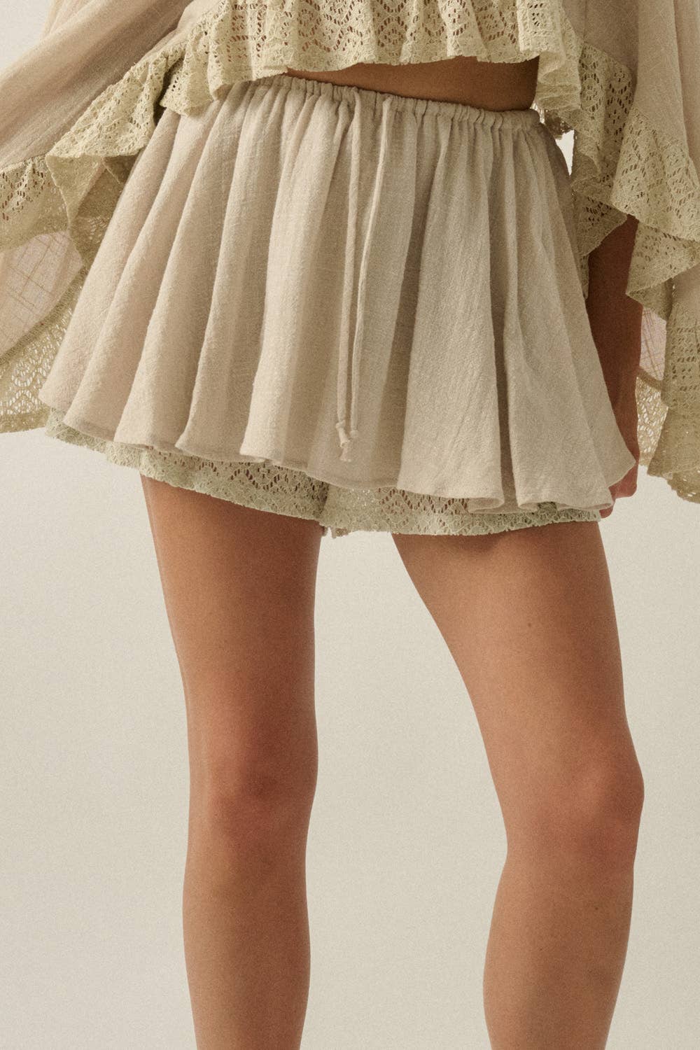 Cotton Gauze and Crochet Lace Gathered Drawstring Skort