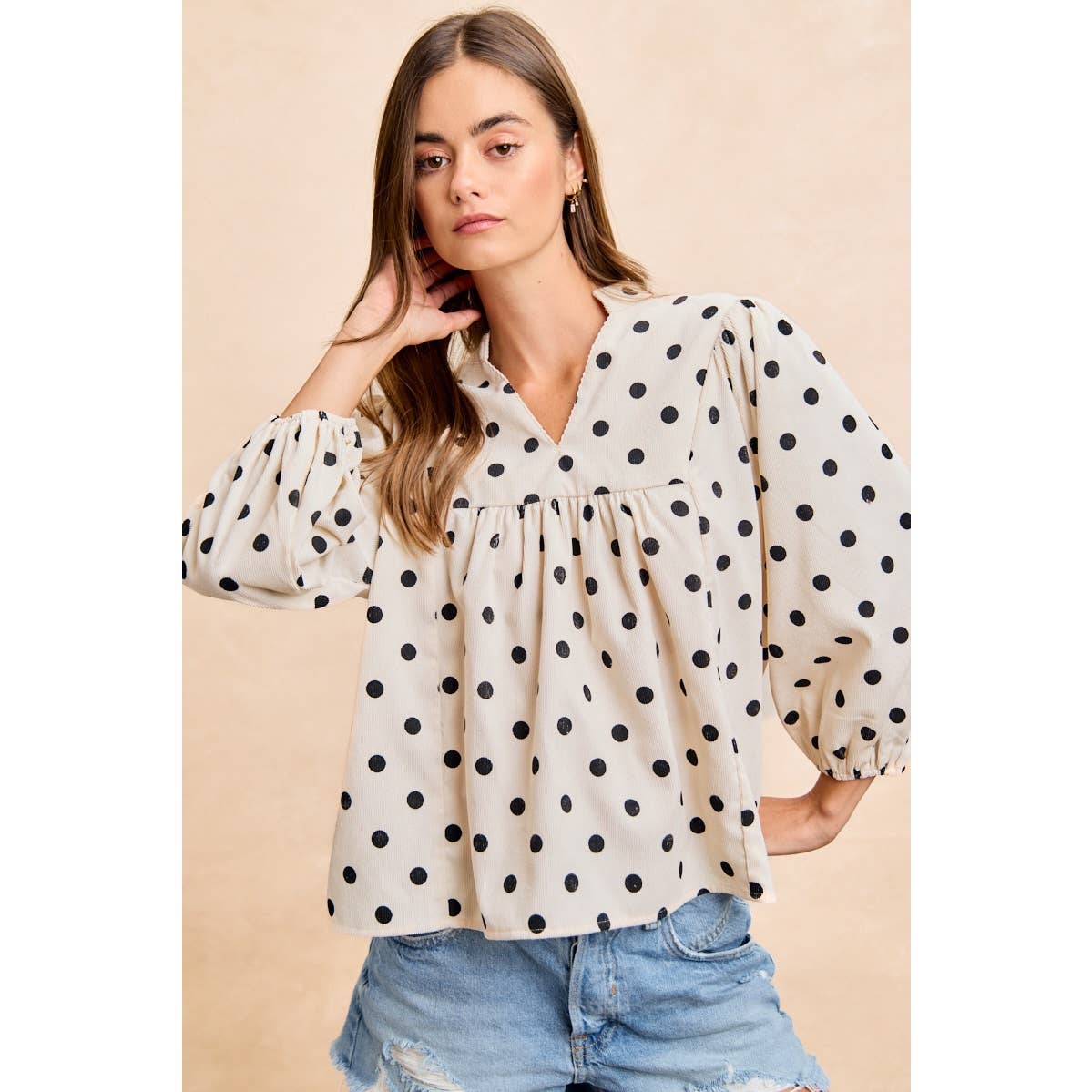POLKA DOT CORDUROY QUARTER SLEEVES V NECK TOP