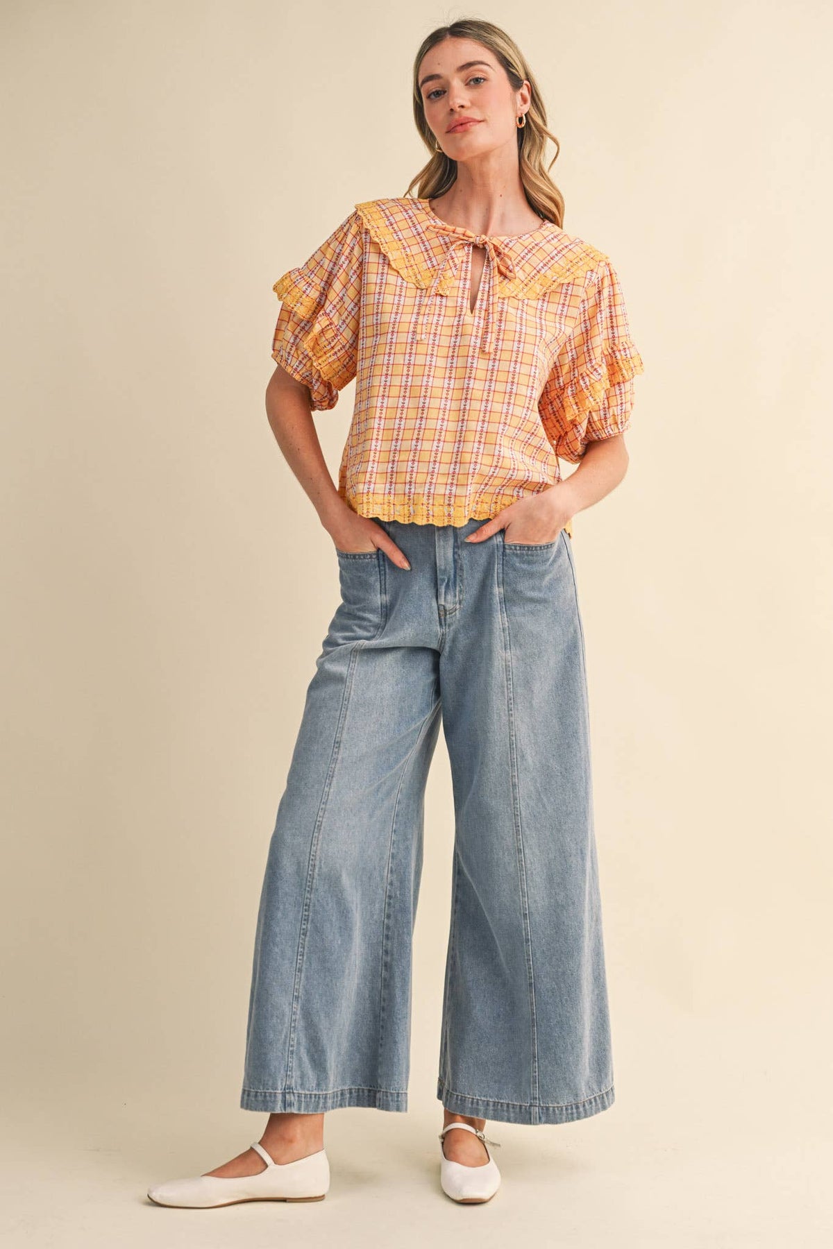 FLORAL GINGHAM EMBROIDERED DOLL COLLAR TOP MTP4602